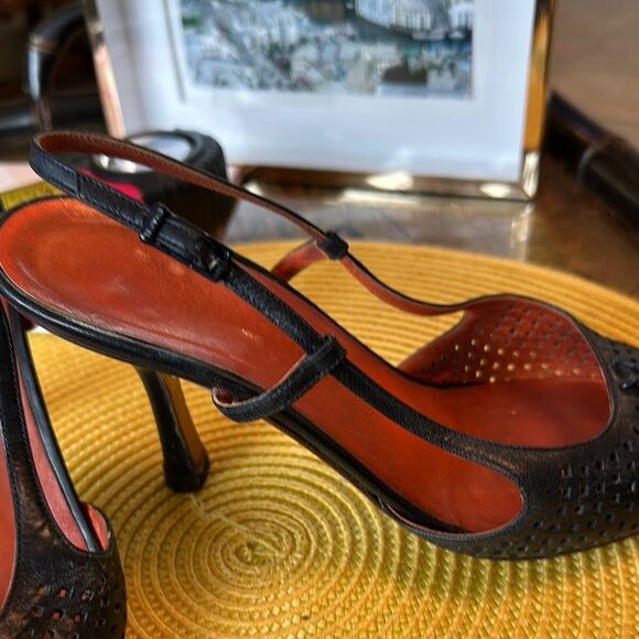 Preowned authentic Chanel heels navy blue - Picture 7 of 16